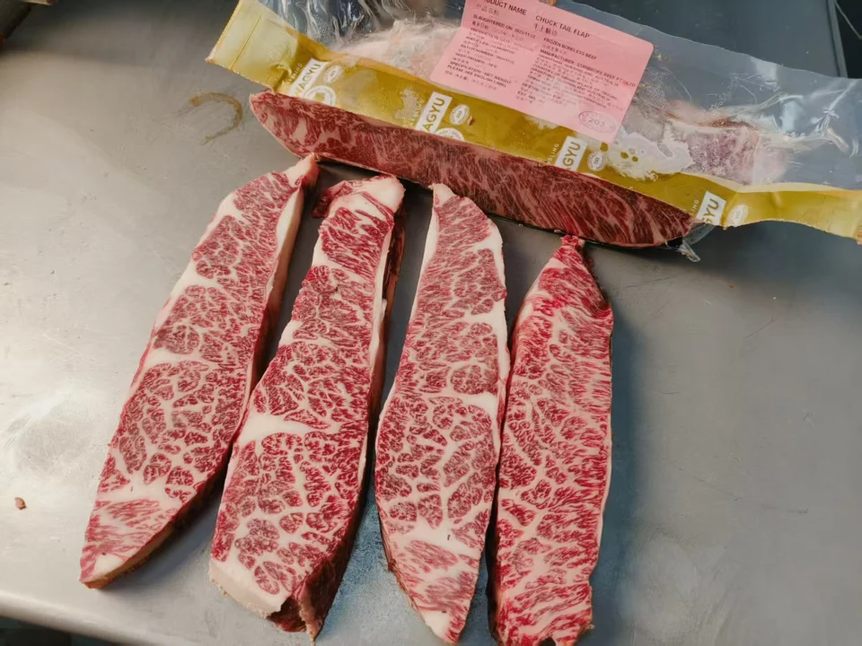 金產直 · SANCHOKU PURE WAGYU · 修清翼板肉實切