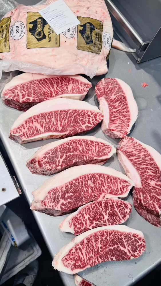 金和牛 · OAKEY · 臀腰肉蓋實切