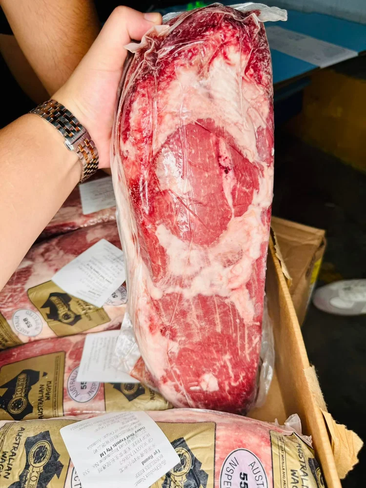 アイラウンド · 取扱い資料の実物写真