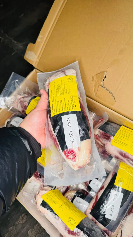 スネ A · 取扱い資料の実物写真