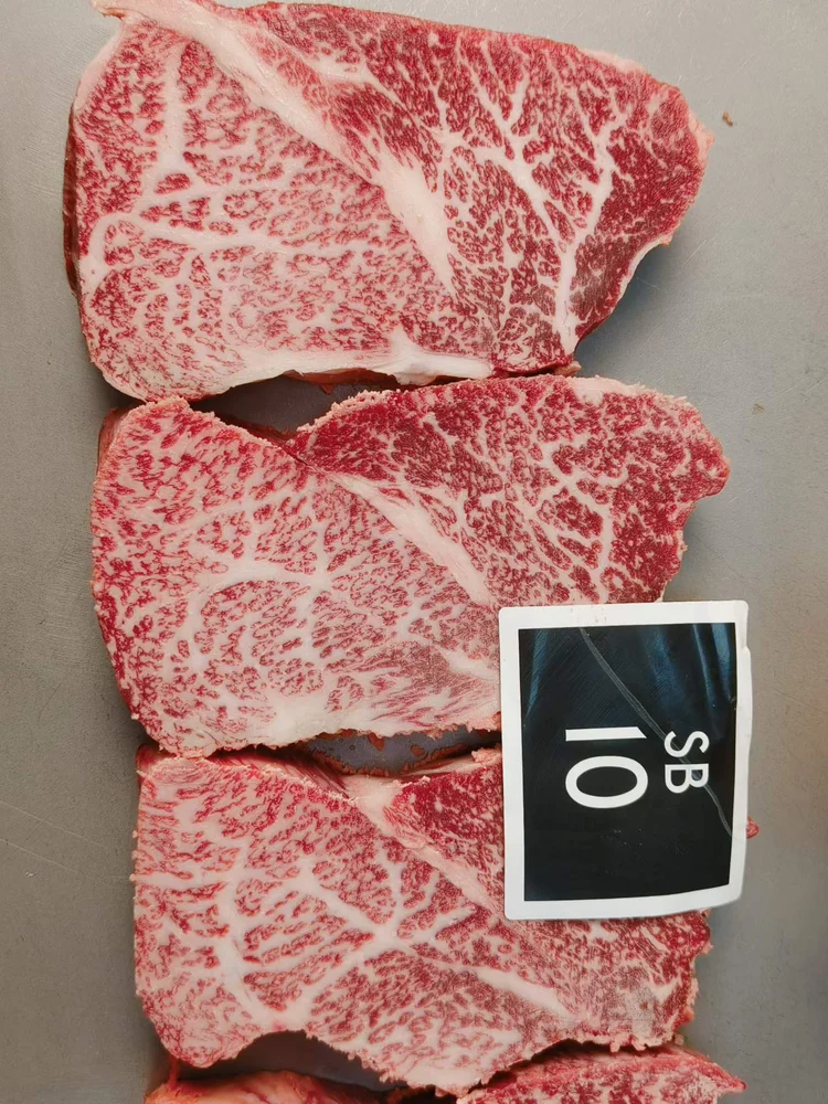 金產直 · SANCHOKU PURE WAGYU · 三角肉實切 · 標籤為 TRI TIP EXTENDED 延長規格