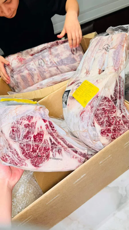 PURE WAGYU · 203 · 战斧 · 整箱